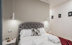 The Best Rent - Modern Three-Bedroom Apartment A Few Steps From The Colosseum